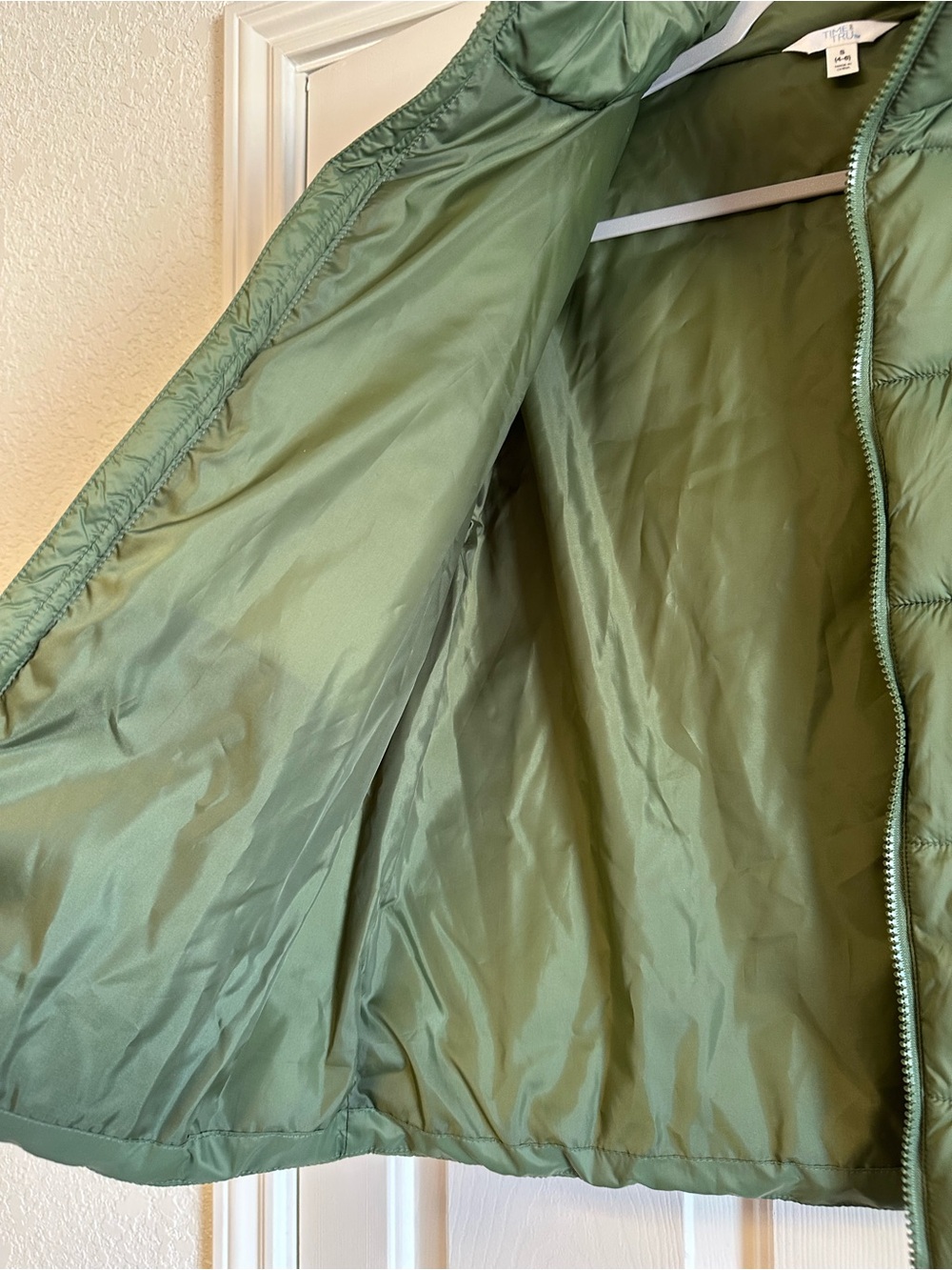 Puffer Jacket - Picture 5 of 12